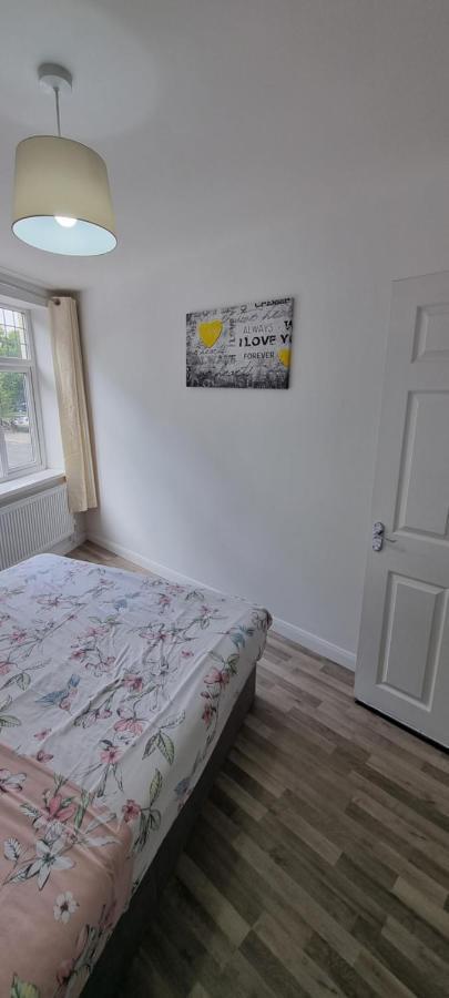 Vh Premier Flat 3 Διαμέρισμα Gillingham  Εξωτερικό φωτογραφία